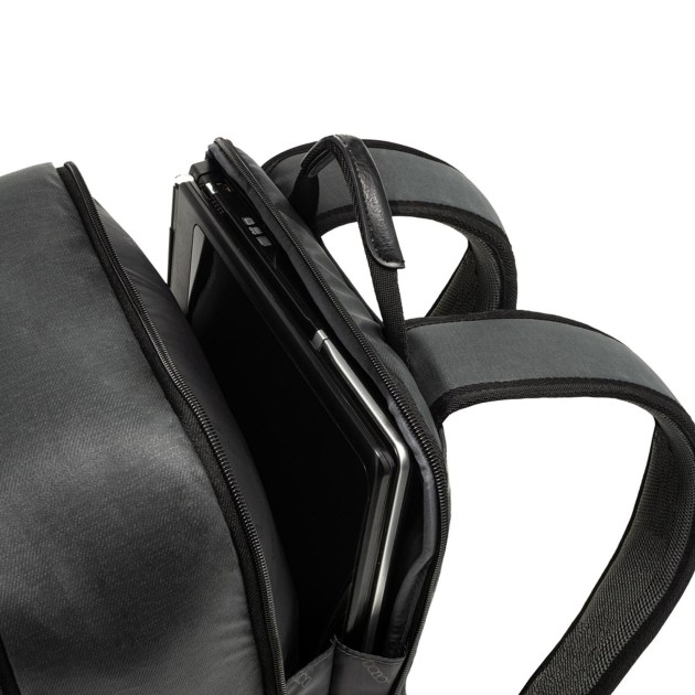 /902032-2000_05-1728306107